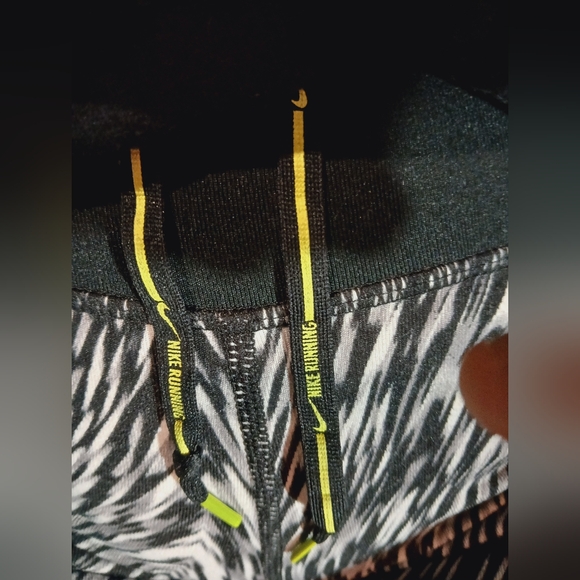 🎈Nike🎈BUY 1 GET 1 FREE ALL LISTINGS🎈Pro Hi Waist Pattern Leggings Sz S - Picture 6 of 15